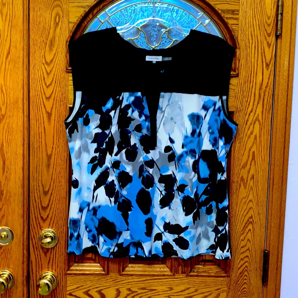 Calvin Klein 2x sleeveless blue/black top